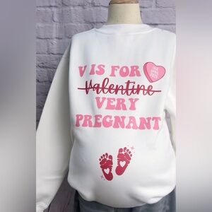 Valentine’s Day pregnant crew!